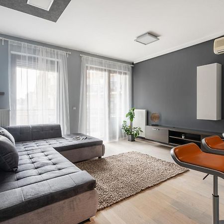 Urban Jungle Oasis King With Free Parking Διαμέρισμα Βουδαπέστη Εξωτερικό φωτογραφία